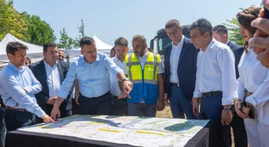 Hoxha në nisjen e rregullimit të Lumit të Thatë: Investim prej 376 milionë denarësh për një Saraj të pastër dhe të sigurt