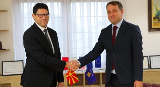 Ferati priti në takim ambasadorin e Republikës së Kosovës, Florian Qehaja