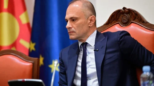 Filipçe: Bllokimi i rrugës evropiane të vendit është formë e grushtit të shtetit