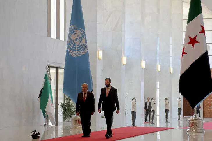 Shefi i OKB-së takohet me presidentin sirian gjatë vizitës historike në Damask