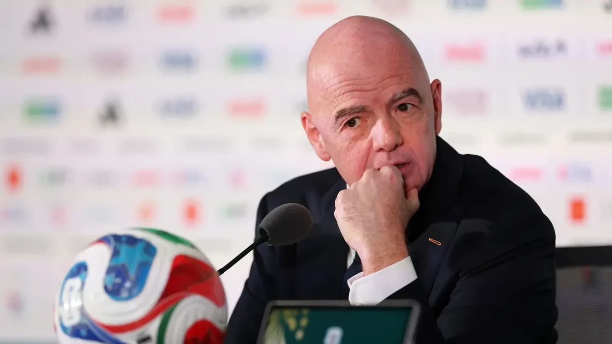 Revoltë brenda FIFA-s: Zyrtari i lartë kërkon rrëzimin e Gianni Infantinos nga posti i presidentit