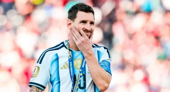 Lionel Messi i ka njoftuar shokët e kombëtares së Argjentinës me vendimin e së ardhmes