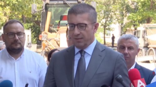 (VIDEO) Mickoski: Kryetari i Gostivarit dhe gjithë të tjerët kanë përgjegjësi morale, hetimi do ta vërtetojë përgjegjësinë ligjore