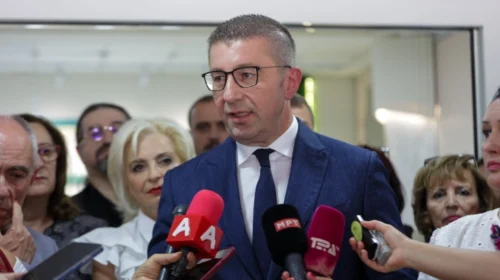 Mickoski: Të hënën analiza për çmimet e reja të karburanteve