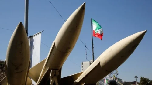 IRGC e Iranit thotë se ka shkatërruar armë dhe dronë amerikanë në sulme në Bahrein dhe Kuvajt
