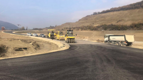 (VIDEO) Autostrada Shkup – Bllacë, Mickoski tha se të hënën nënshkruhet marrëveshja me kontraktuesin