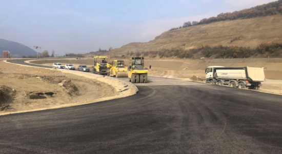Kontrata për ndërtimin e autostradës Shkup – Bllacë do të nënshkruhet të hënën