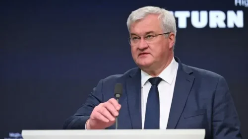 Ukraina: Jemi të gatshëm për armëpushim të pakushtëzuar me Rusinë