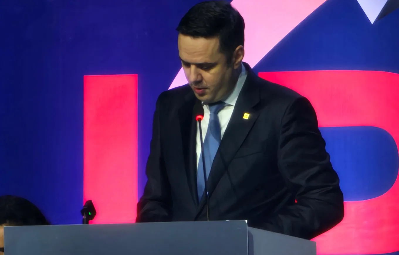 Abdixhiku rikonfirmohet kryetar i LDK-së