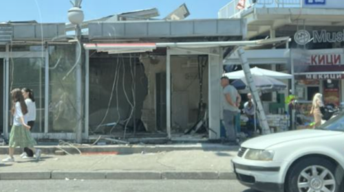 Largohet kioska “Ali Tobacco” pranë Bit Pazarit, pritet vendimi për fatin e vendkalimit ilegal