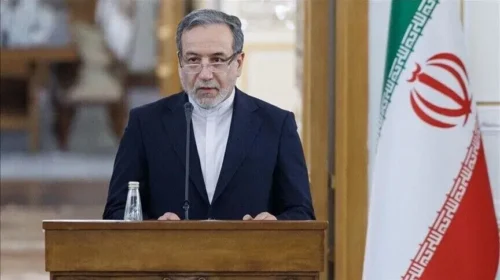 Ministri i Jashtëm iranian vizitë në Oman për të diskutuar çështjet dypalëshe dhe rajonale