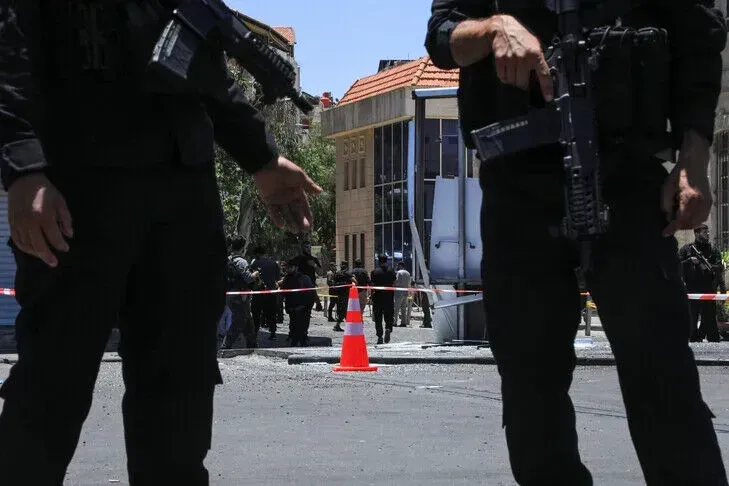 Siria arreston anëtarë të ISIS-it, sekuestron armë në Halep