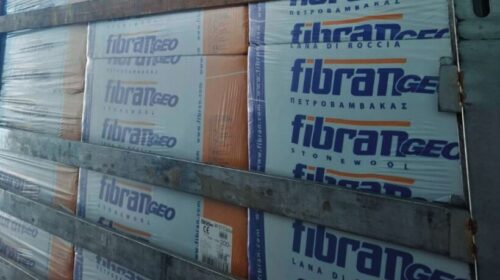 Dogana konfiskoi 5.000 pako cigare me vlerë 9 milionë denarë, u arrestua shoferi i kamionit