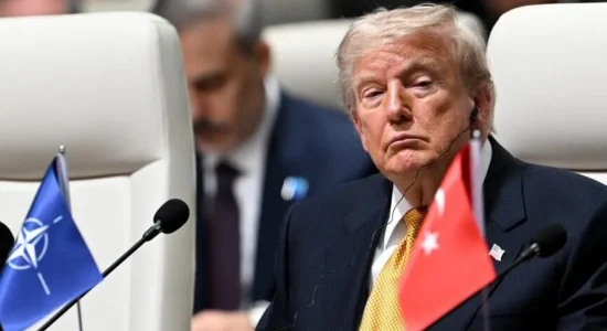 Trump thotë se ka të ngjarë të heqë Sirinë nga lista e shteteve sponsorizuese të terrorizmit