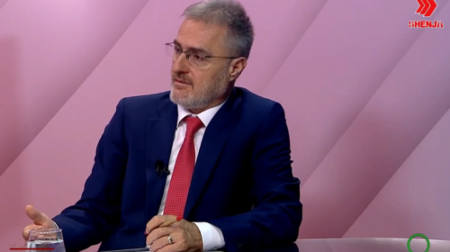 Aziri: Qeveria krijon iluzion se po lufton lojërat e fatit, por po e forcon industrinë