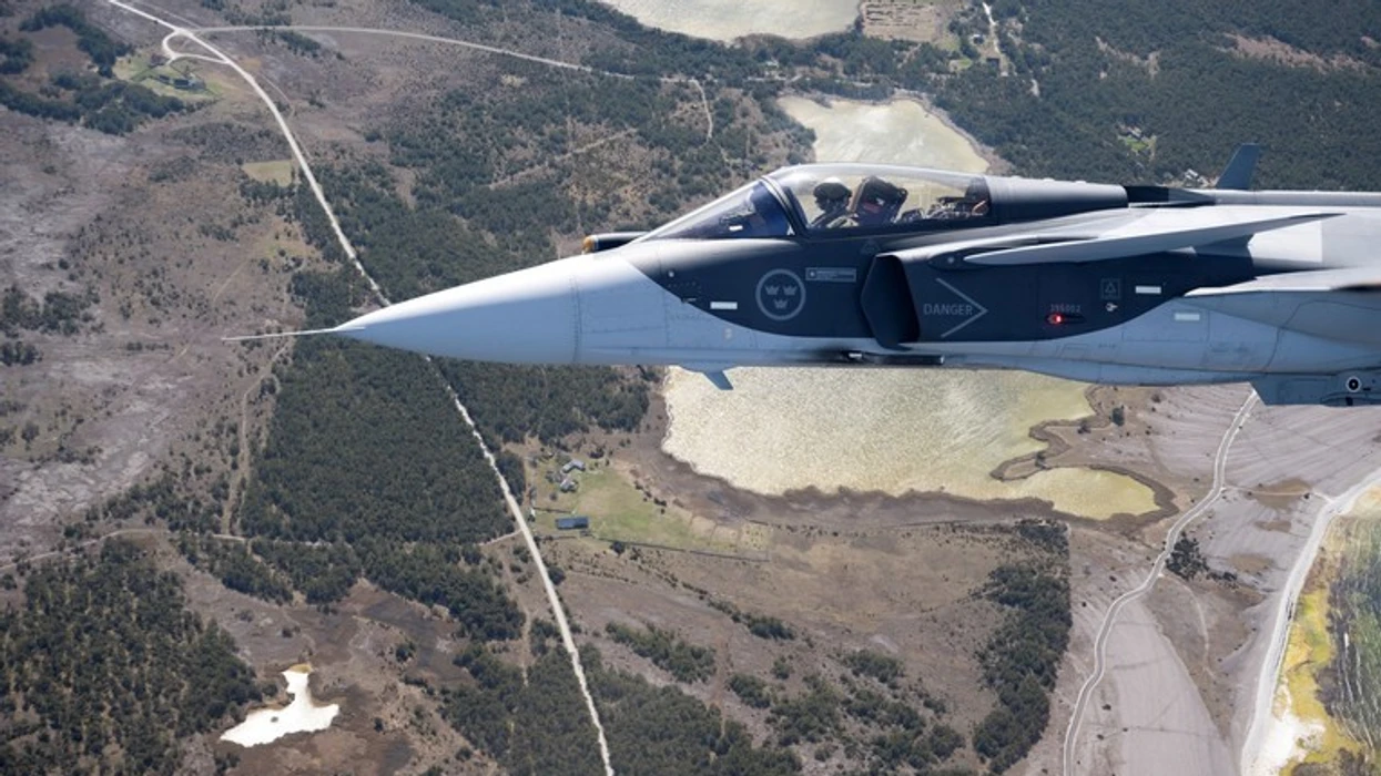Suedia porosit 16 aeroplanë Gripen E për Ukrainën