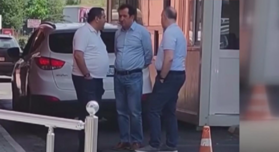 (VIDEO) Ndalesa në kufi, PR i VLEN-it shkaktar i “incidentit” në “Qafë Thanë”