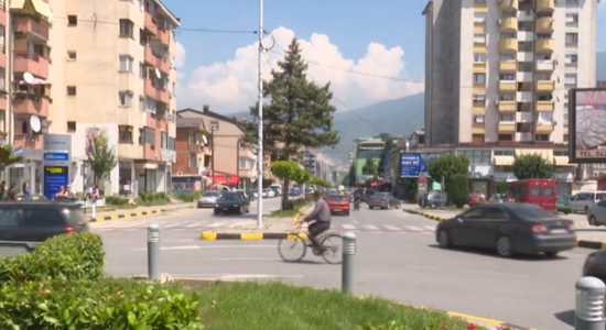 (VIDEO) Partitë kërkojnë reagim më të shpejtë, përfshirë edhe shpalljen e epidemisë në Gostivar