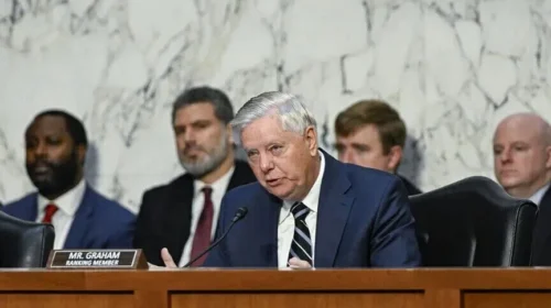 Ndërron jetë senatori amerikan Lindsey Graham