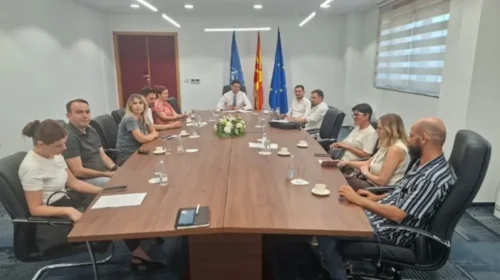 Ferati: Ministria për Marrëdhënie Ndërmjet Komuniteteve u gjet pa strategji dhe me mungesë të kushteve bazë të punës
