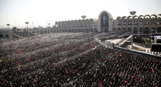 Iran, falet në masë namazi i xhenazes për ish-liderin suprem Khamenei