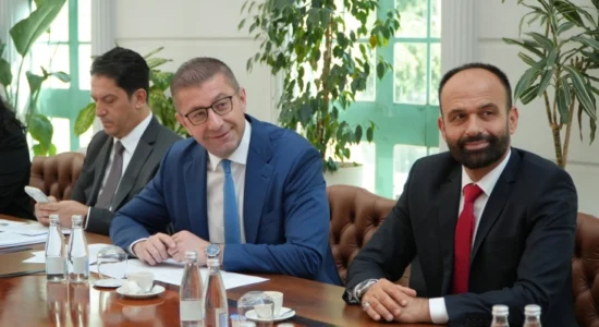 Mickoski: Mbetemi të përkushtuar në zbatimin e reformave që do të kontribuojnë për institucione më efikase