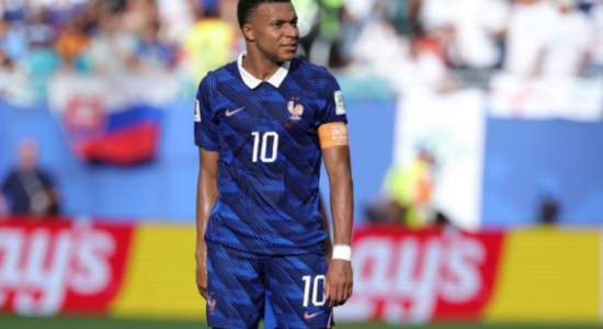 Mbappe me letër emocionuese pas humbjes: Ju detyroheshim një fund më të mirë