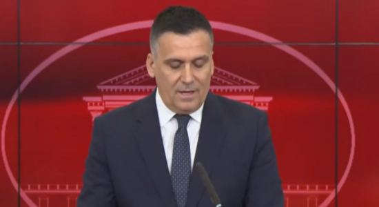 (VIDEO) Ndotja e ujit në Gostivar, pushteti qendror fajëson komunën për skandalin