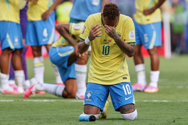 Neymar i jep fund karrierës me Brazilin pas eliminimit në Kupën e Botës