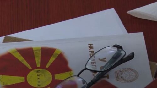 (VIDEO) Tre ministrat e rinj me karrierë të ngjeshur