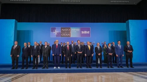 (VIDEO) Dita e dytë e Samitit të NATO-s në Ankara, thirrje për unitet mes aleatëve