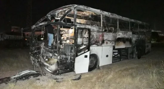 Të paktën 40 të vdekur pasi autobusi bie në përrua në Pakistan