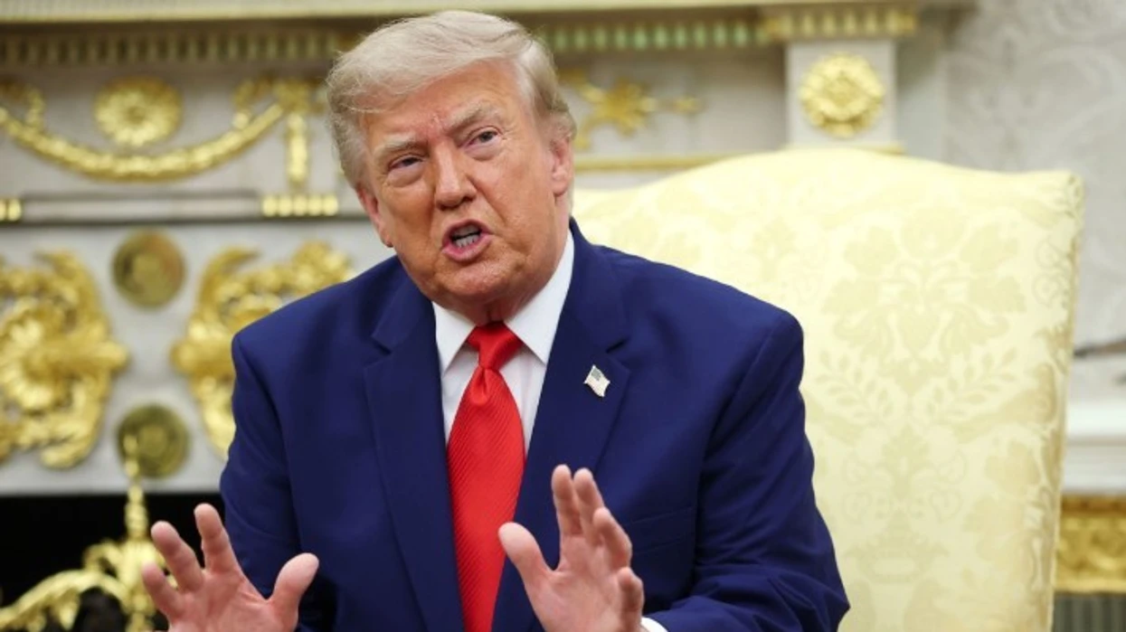 Trump njofton tarifa 50 përqind ndaj automjeteve dhe çelikut kanadez duke filluar nga 1 janari