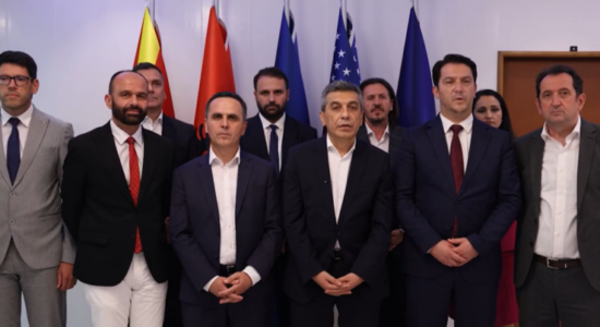 (VIDEO) Shasivari, Sulejmani dhe Ferati bëhen pjesë e Qeverisë