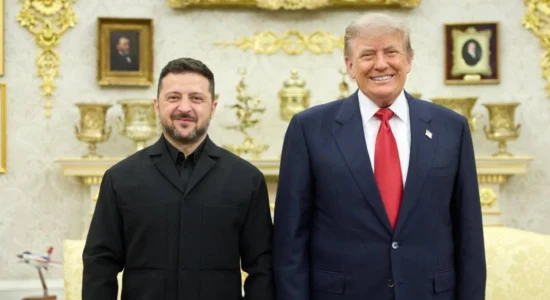 Zelenskyy takohet me Trumpin në Shtëpinë e Bardhë