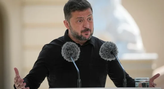 Zelensky paralajmëron për sulm ‘masiv’ rus brenda 48 orëve