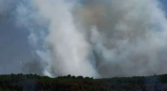 Pas Francës dhe Spanjës, rreziku nga zjarret zhvendoset drejt Greqisë dhe Italisë