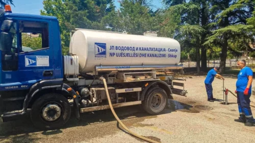 DMSH: Sot janë angazhuar tre cisterna me ujë të pijshëm dhe teknik për nevojat e Gostivarit