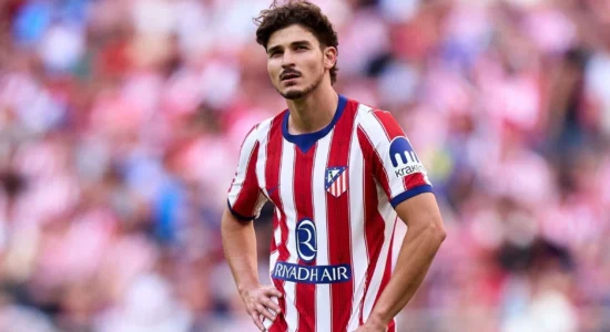 Barcelona mban shpresa për Julian Alvarez pasi sulmuesi refuzoi Arsenalin