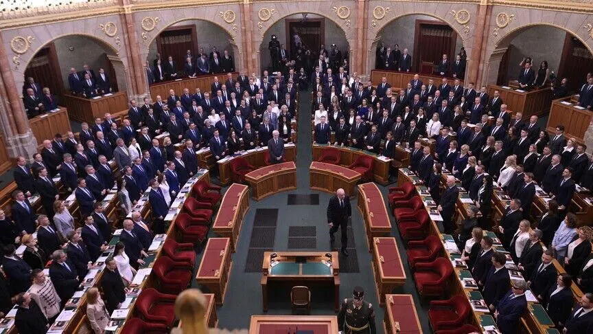Qeveria e re e Hungarisë e përcakton Rusinë si “kërcënim”
