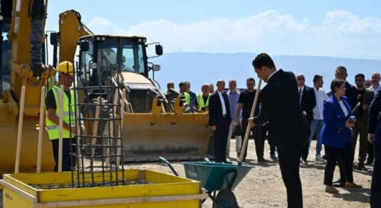 Sali: Autostrada Shkup–Bllacë afron Shkupin me Prishtinën