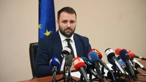 Durmishi: 7 milionë denarë mbështetje për industrinë përpunuese, afati për aplikim deri më 15 shtator