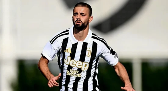 Zhegrova nuk grumbullohet për ndeshjen ndaj Parmës, shtohen zërat për transferimin e tij te Lazio