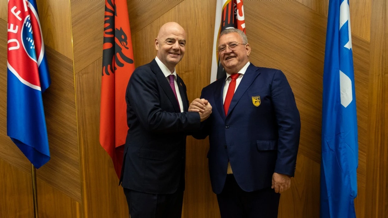 Armand Duka përshëndet tërheqjen e FIFA s  Uniteti i UEFA s dëshmoi forcën e futbollit evropian