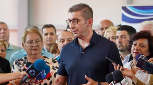 (VIDEO) Dezinformatat për ujin, Mickoski: Kishte një “sulm hibrid”, opozita mban përgjegjësi