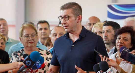 (VIDEO) Dezinformatat për ujin, Mickoski: Kishte një “sulm hibrid”, opozita mban përgjegjësi