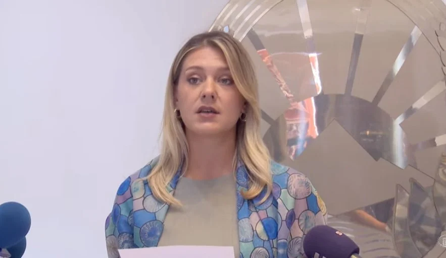 Miteva: Qeveria miratoi shportën shkollore, çmimet e materialeve shkollore ulen deri në 15 për qind