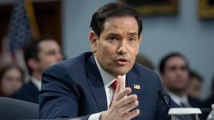 Rubio: Bisedimet SHBA-Iran për ngushticat kanë përparuar, marrëveshja mund të arrihet “shumë shpejt”