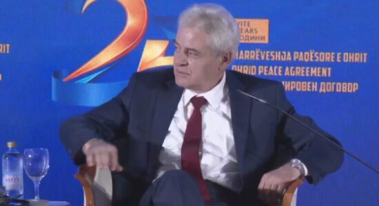 Ali Ahmeti: “Larg duart nga Marrëveshja e Ohrit, kushdo që tenton ta rrënojë gjuhën shqipe”