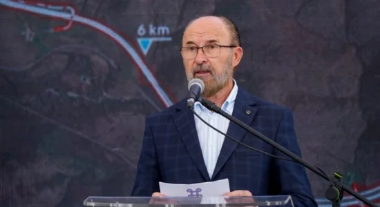 Trajanovski: Filloi ndërtimi i fazës së dytë të autostradës Shkup – Bllacë